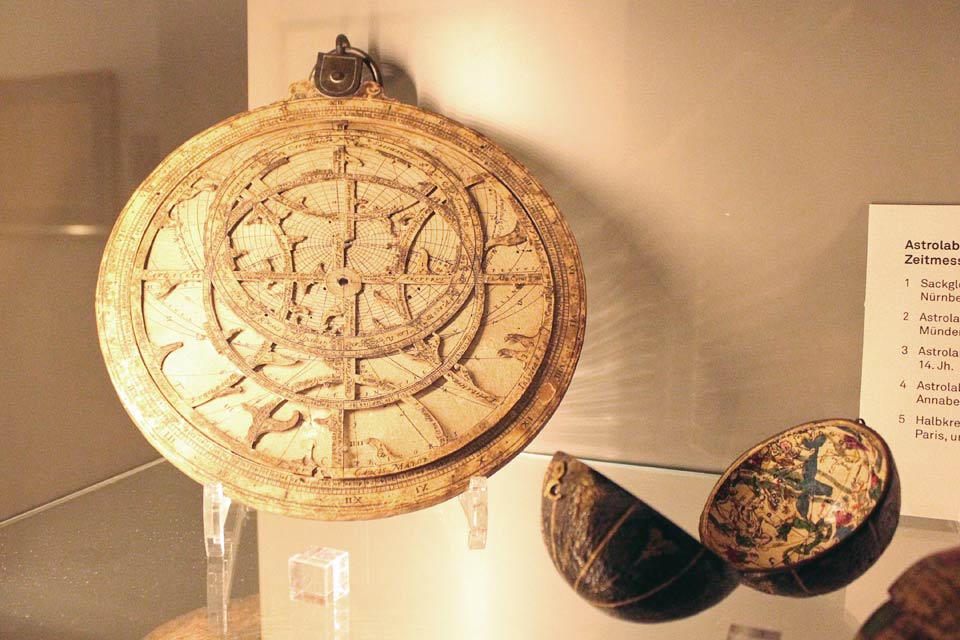 Astrolabium von 1583 im Museum Lüneburg, groß